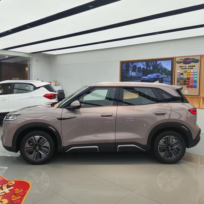 ماشین الکتریکی 2025 BYD Yuan بالا ماشین الکتریکی با محدوده 401 کیلومتر کاملا الکتریکی 1